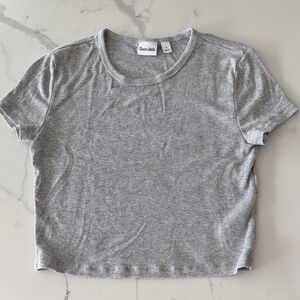 Aritzia Sunday best cropped t shirt